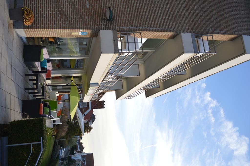 Hotel Maxim De Panne Exterior photo