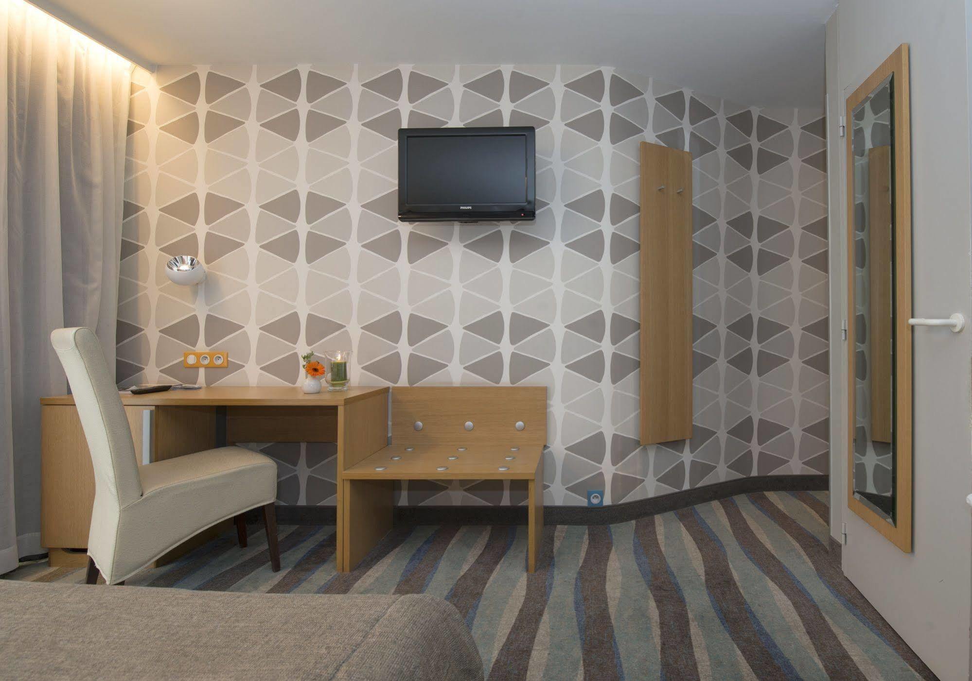 Hotel Maxim De Panne Exterior photo