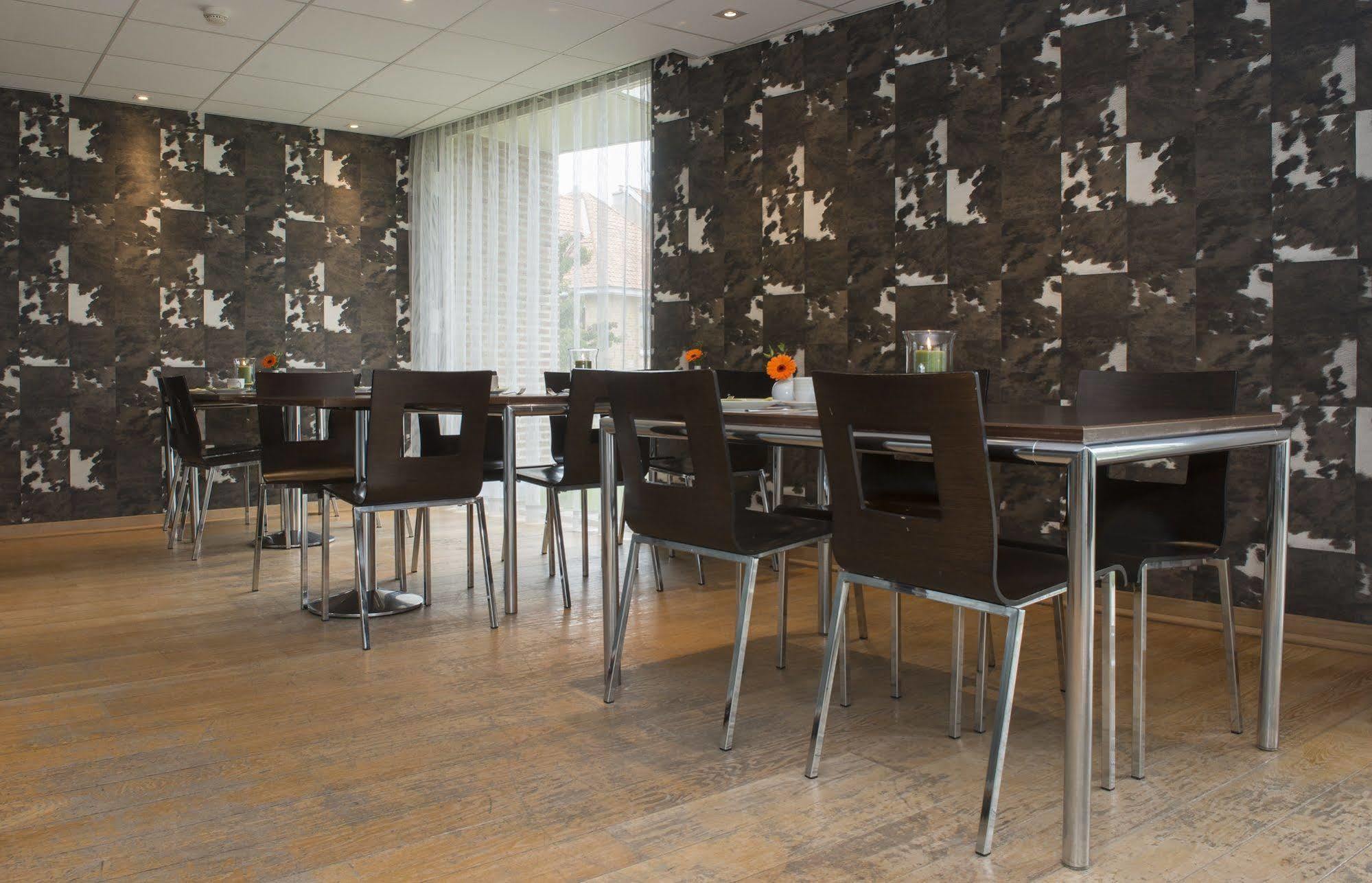 Hotel Maxim De Panne Exterior photo